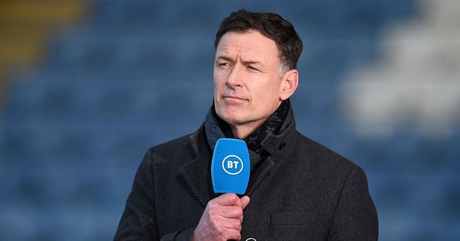 "He didn’t have his boots on the right feet" - Chris Sutton claims Liverpool star was off his game against Manchester United