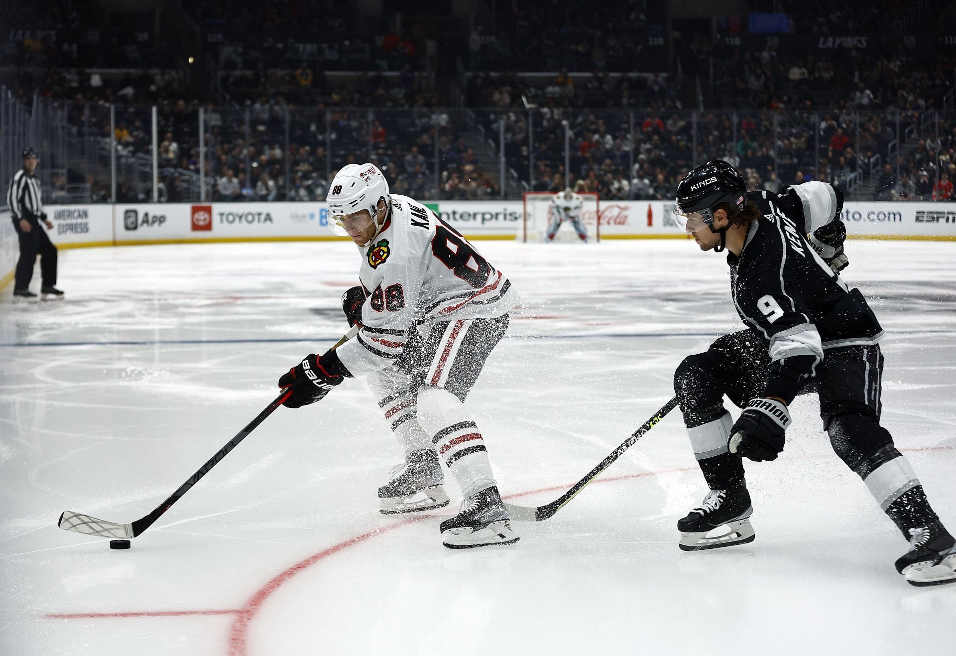 Chicago Blackhawks v Los Angeles Kings