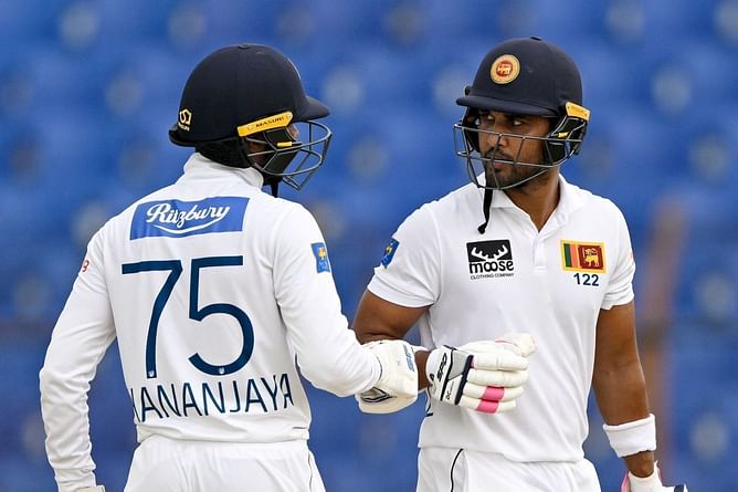 BAN vs SL: श्रीलंका ने दूसरे टेस्ट में बनाया रिकॉर्ड स्कोर, बांग्लादेश को स्टंप्स से पहले लगा झटका