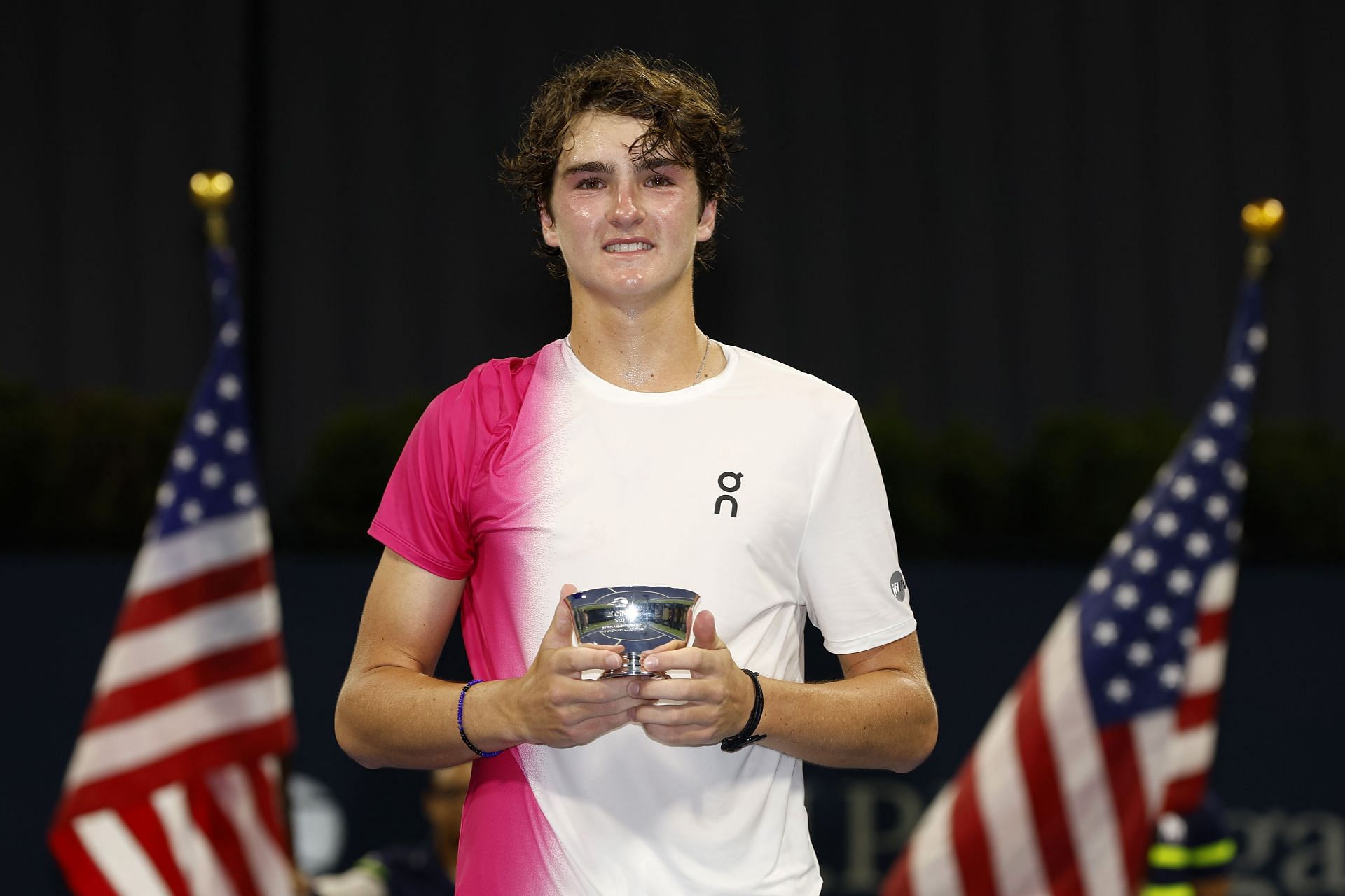 Joao Fonseca holds the 2023 US Open Boys&#039; Singles trophy