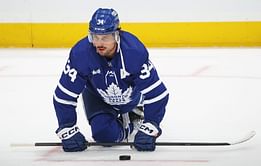 "Fire the medical staff" - NHL fans react as Maple Leafs stress over Auston Matthews' availability for Capitals game