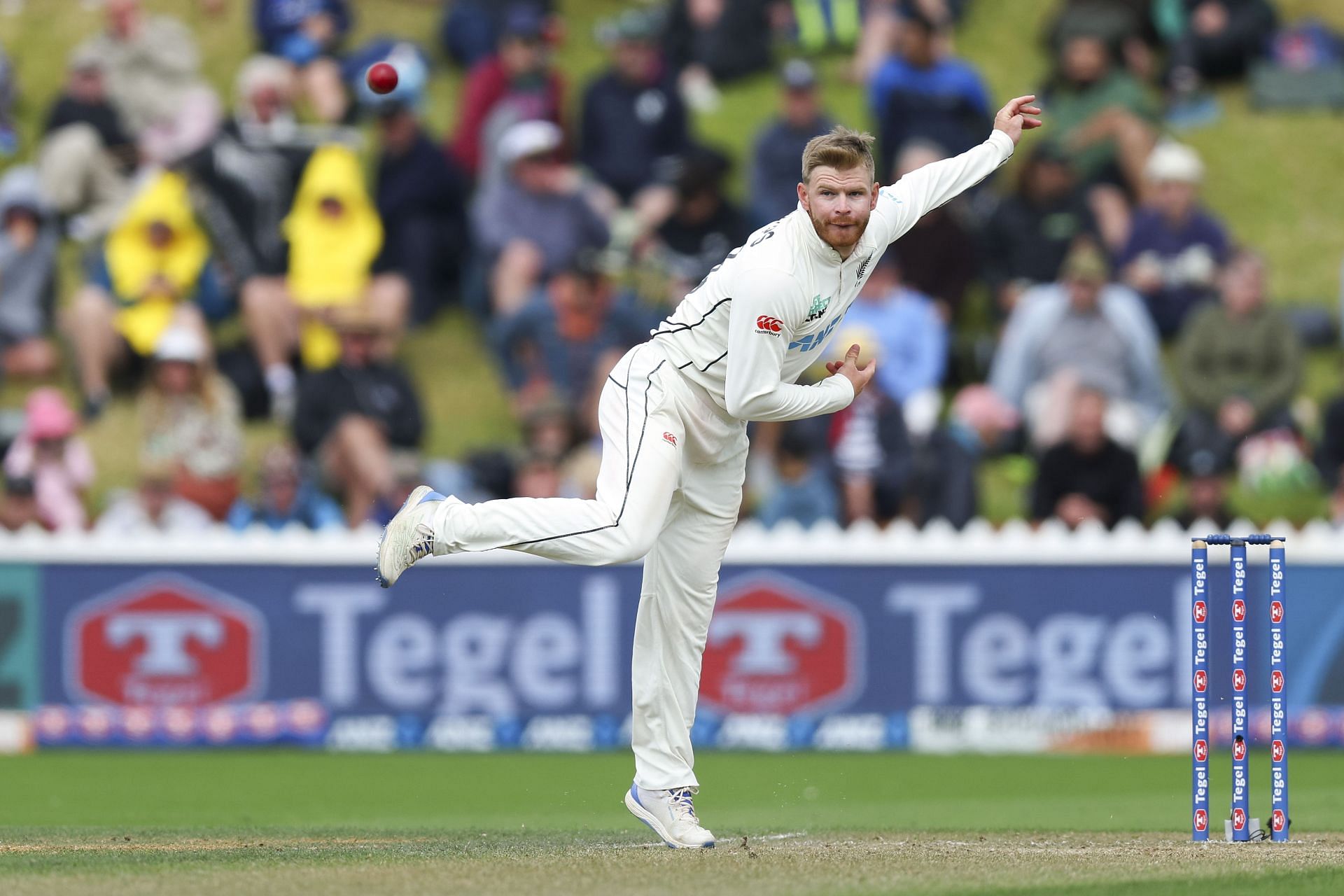 Phillips bowls: New Zealand v Australia - Men's 1st Test: Day 3