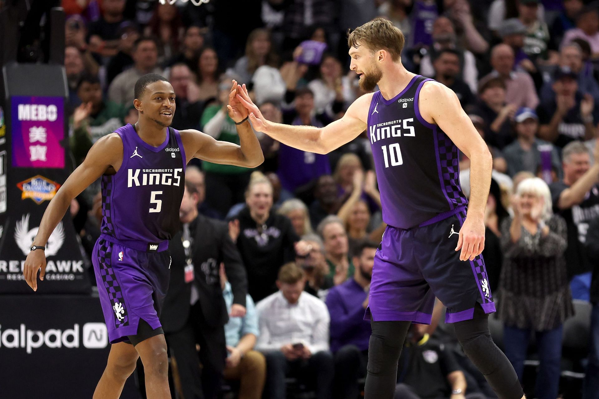 Milwaukee Bucks v Sacramento Kings