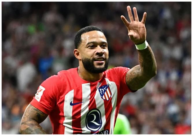 Memphis Depay makes controversial claims involving Dani Alves, Paul Pogba, and Benjamin Mendy