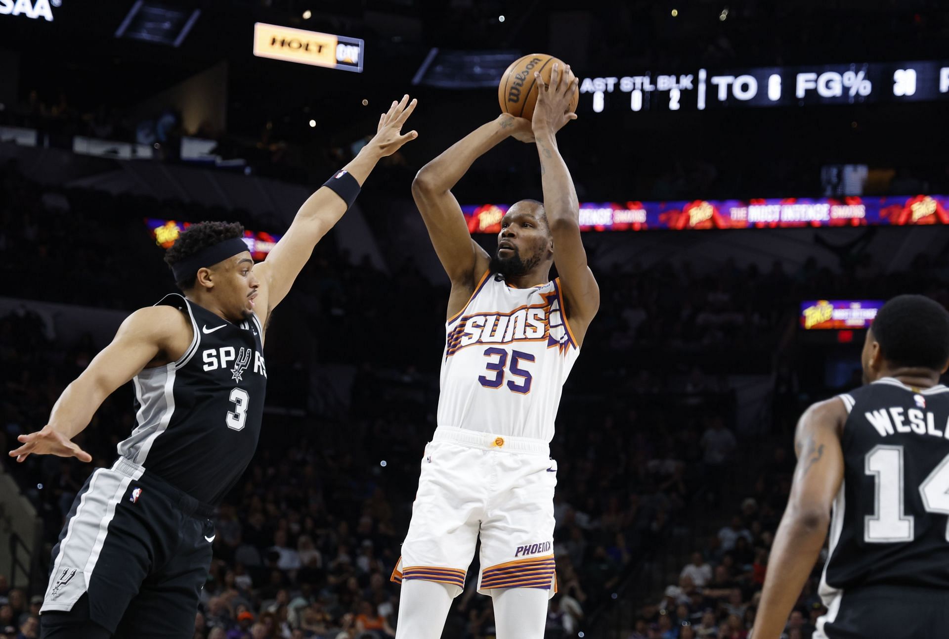 Suns' Jusuf Nurkic probable, Josh Okogie questionable vs. Spurs