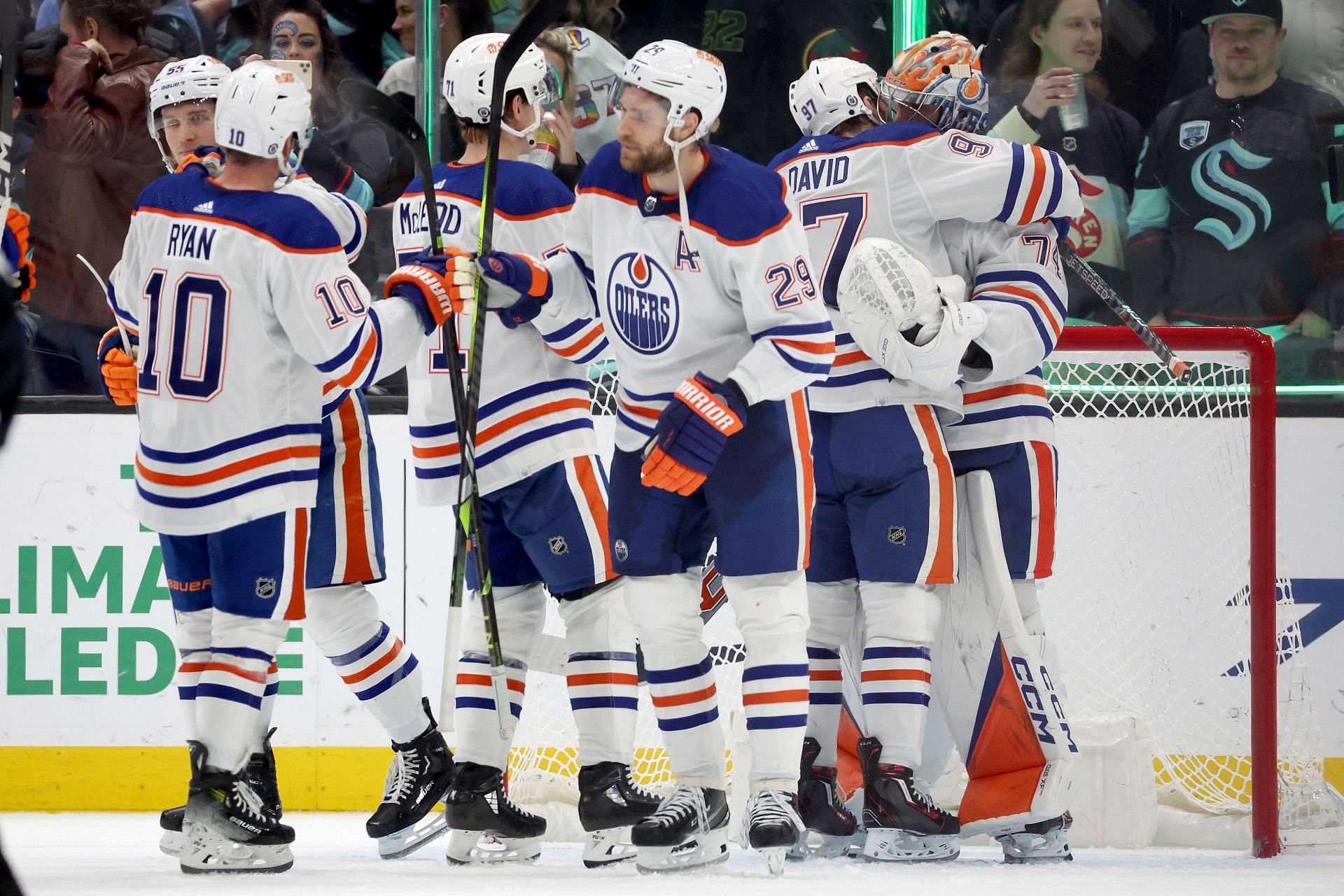 "Most Embarrassing Loss Of The Year": NHL Fans React To Edmonton Oilers ...