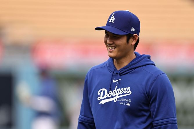 WATCH: Dodgers superstar Shohei Ohtani's 150 ft. larger-than-life mural gets unveiled in Little Tokyo