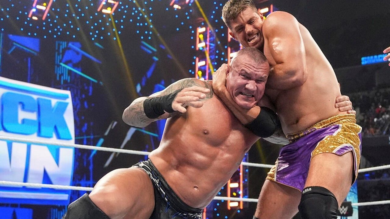 Grayson Waller faced Randy Orton on SmackDown