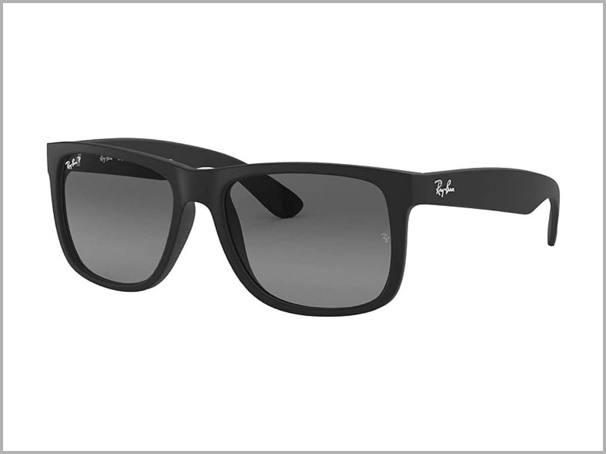 The Ray-Ban Rb4165 Justin rectangular sunglasses (Image via Amazon)