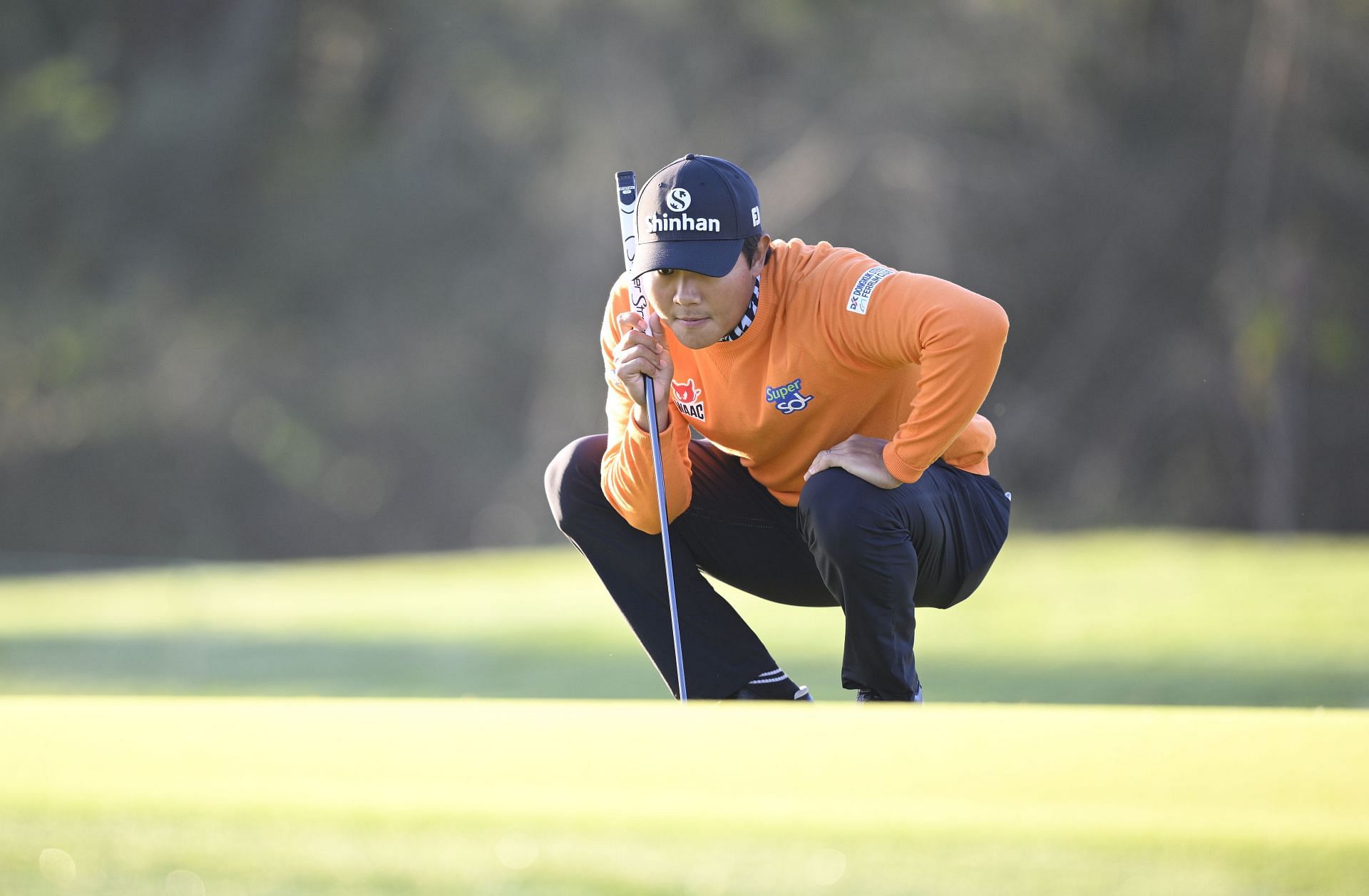 S.H. Kim shares the joint lead at the Cognizant Classic after the first day
