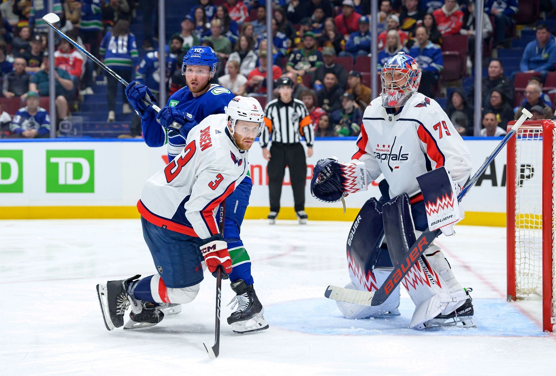 Washington Capitals v Vancouver Canucks