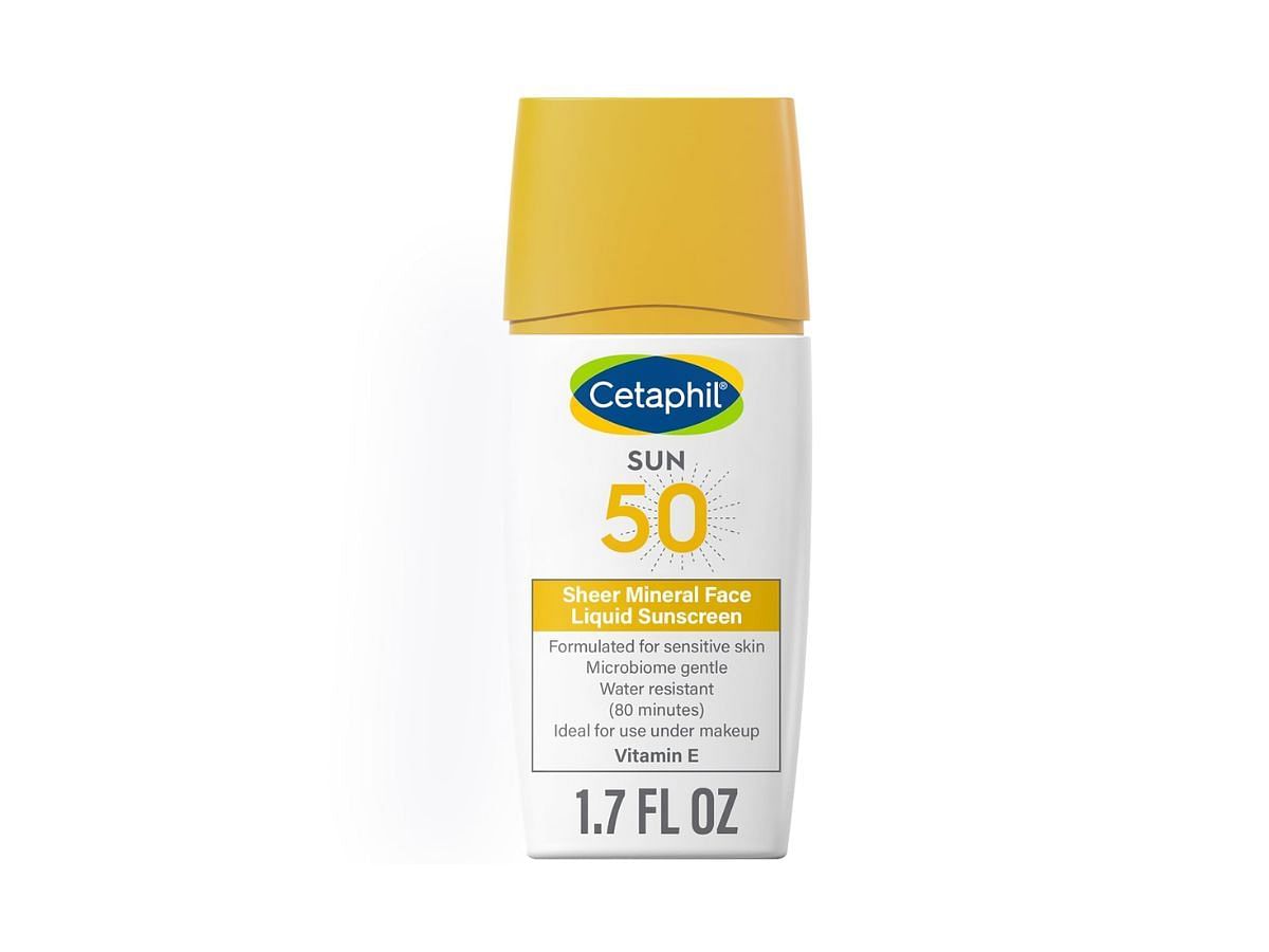 The Cetaphil Sheer 100% Mineral Liquid Sunscreen (Image via Amazon)