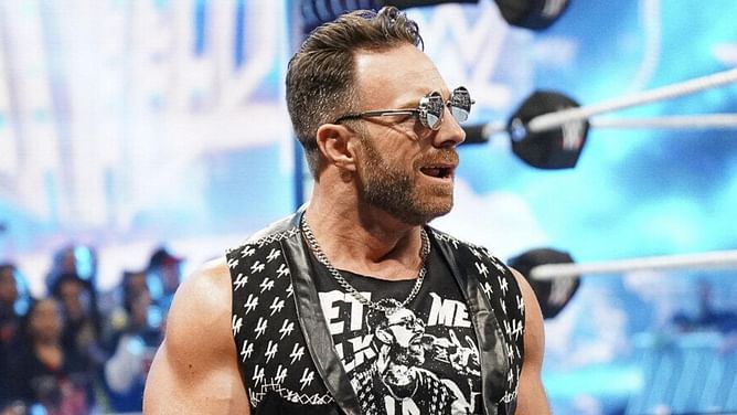 [WATCH] Former WWE Champion sends four-word message to LA Knight
