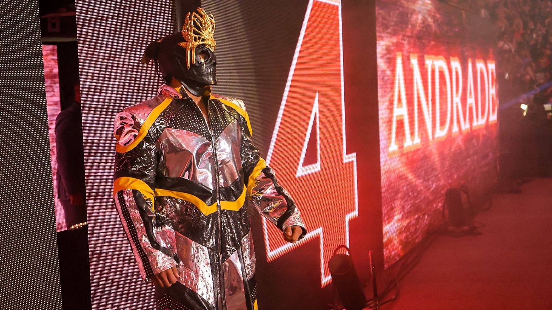 Andrade returns to WWE at the 2024 Royal Rumble
