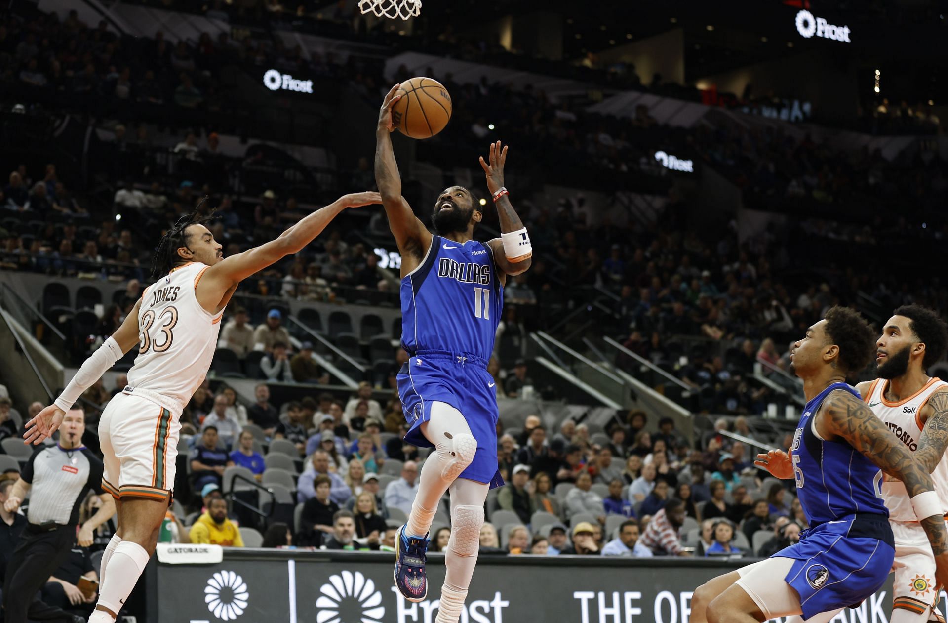 Dallas Mavericks v San Antonio Spurs