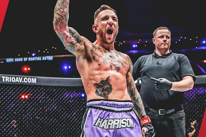 “Is this good, bad, or ridiculous” - British legend Liam Harrison comments on crossover boxing fights
