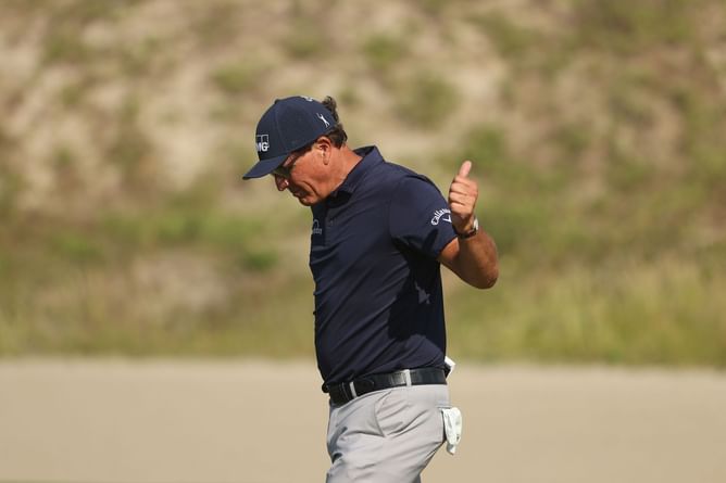 Phil Mickelson says he 'prays' the PIF acquires Callaway Golf amid rumors of company's potential sale