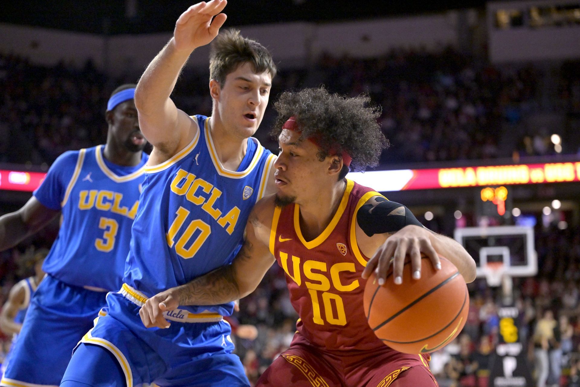 UCLA v USC