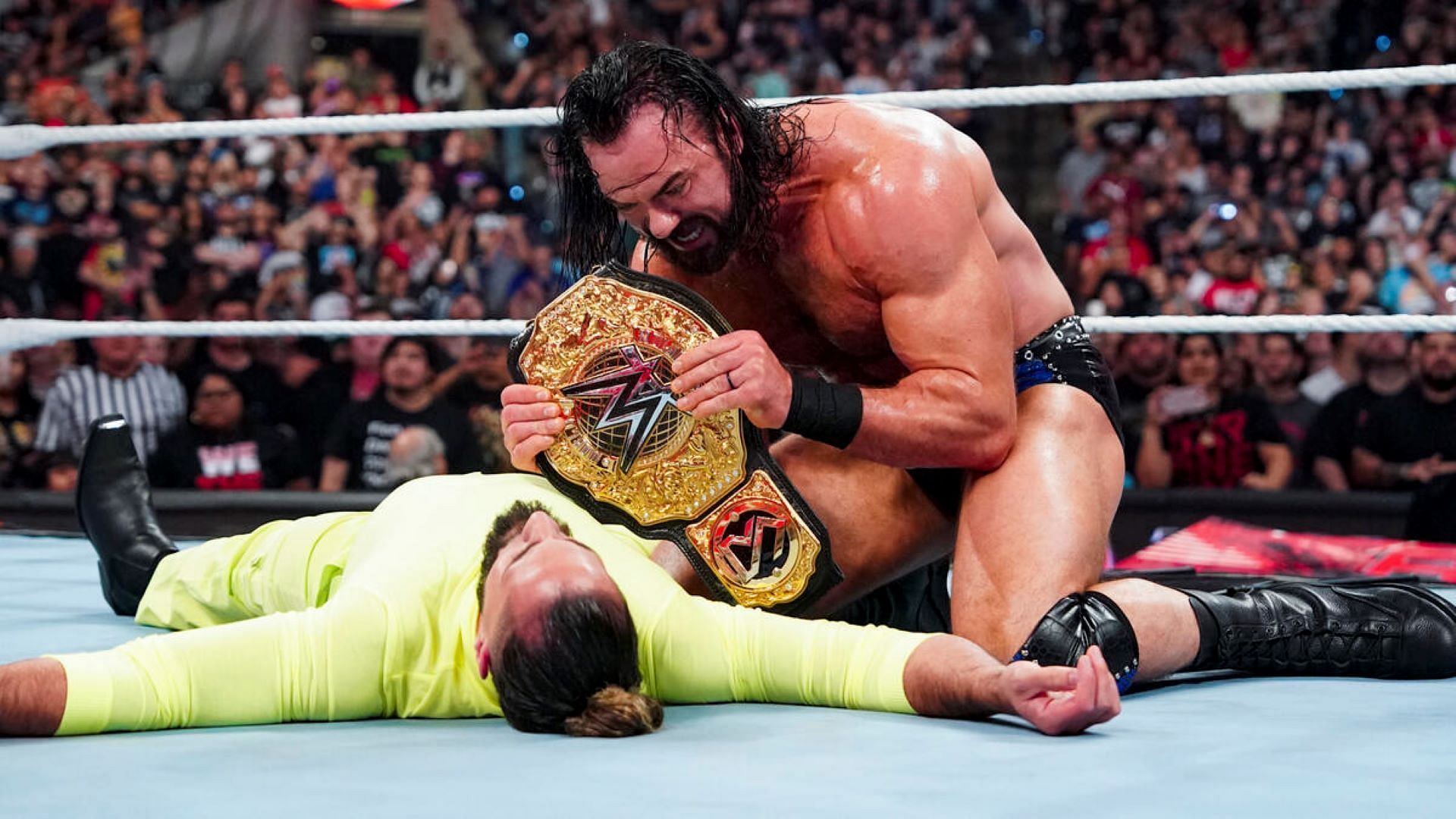 McIntyre would be the second person to hold the World Heavyweight Title.