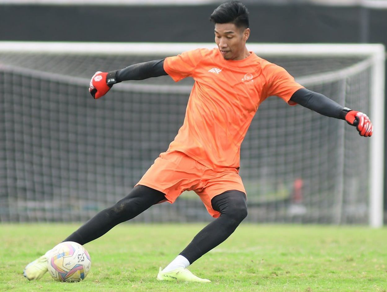 Mohammedan SC GK during training session (credits: X/MohammedanSC)