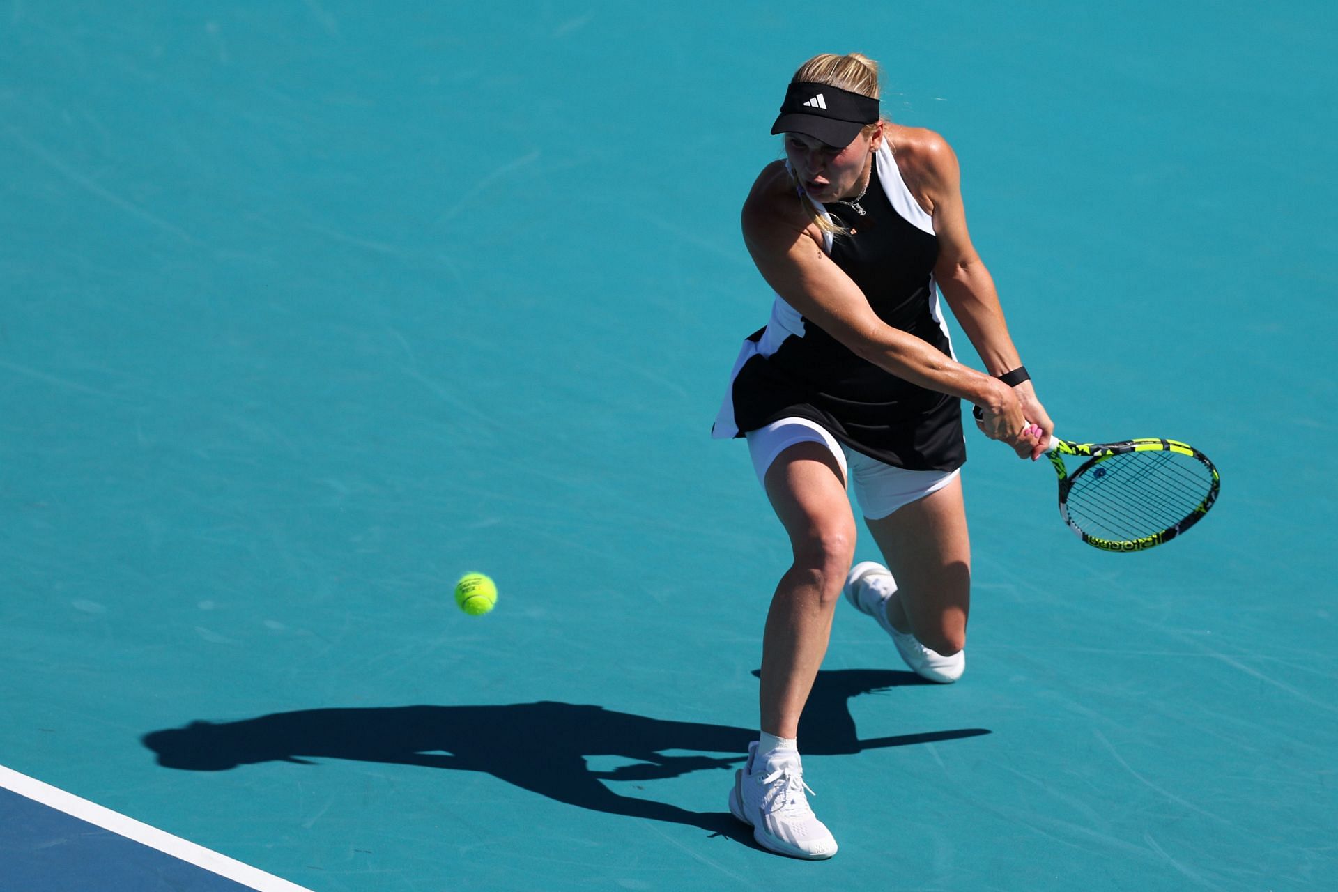 Caroline Wozniacki at the 2024 Miami Open.