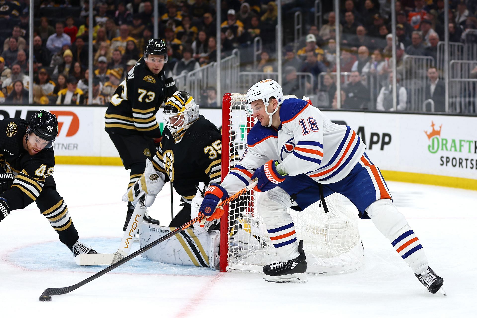 Edmonton Oilers v Boston Bruins