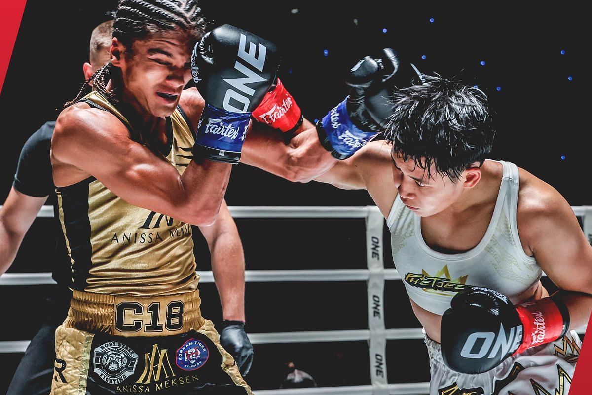 Phetjeeja versus Anissa Meksen [Photo via: ONE Championship]