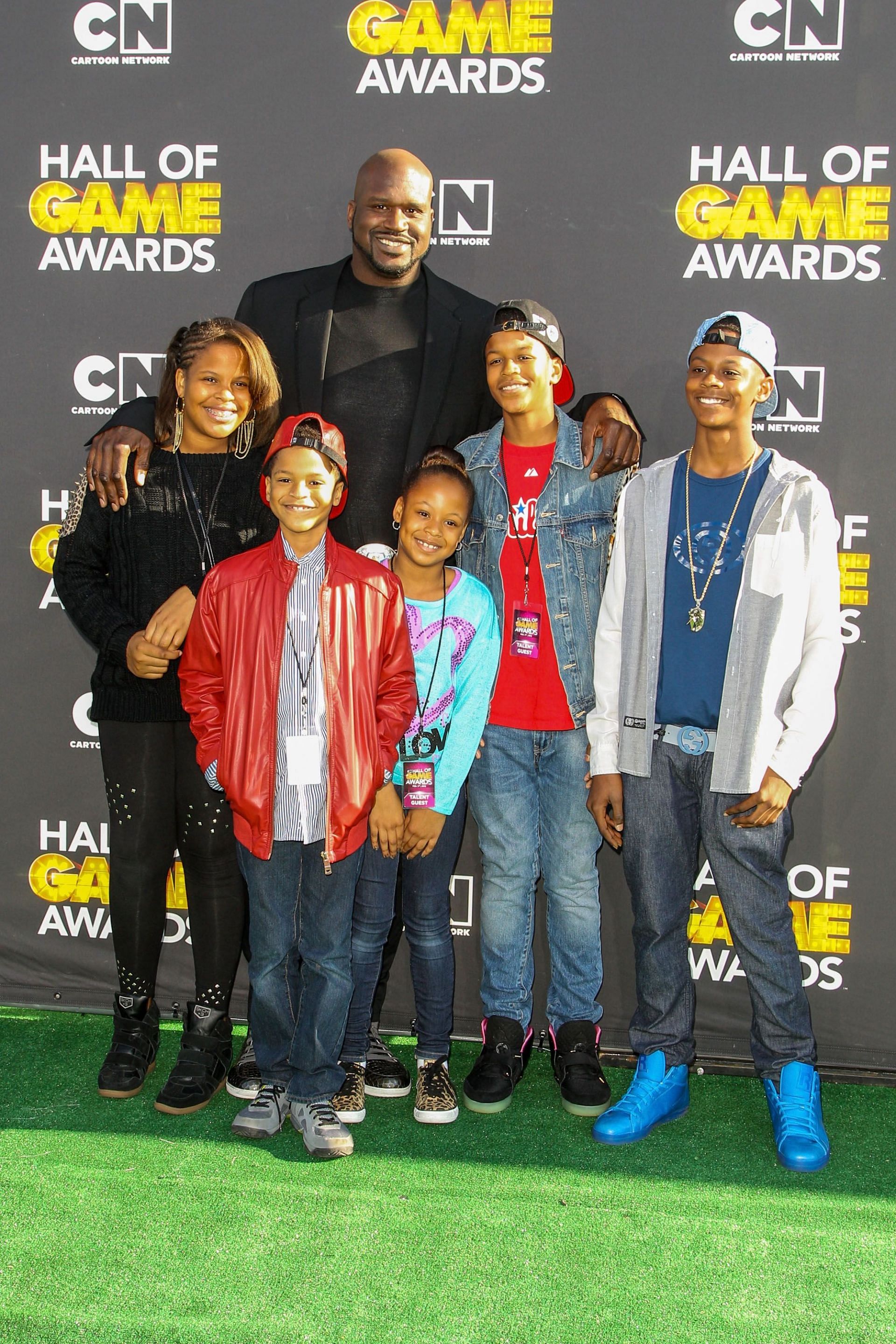 NBA legend Shaquille O&#039;Neal with his kids