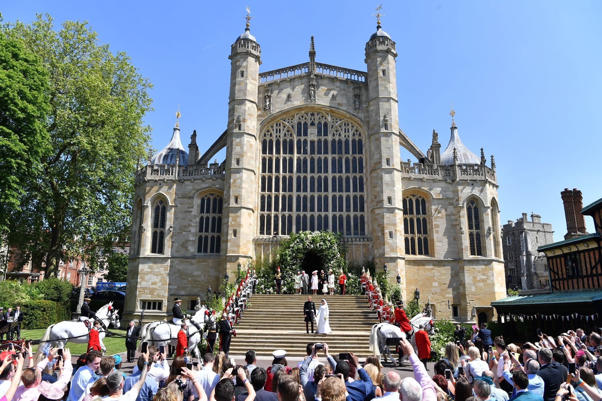 Prince Harry and Meghan Markle at Windsor Castle (Source: Getty)