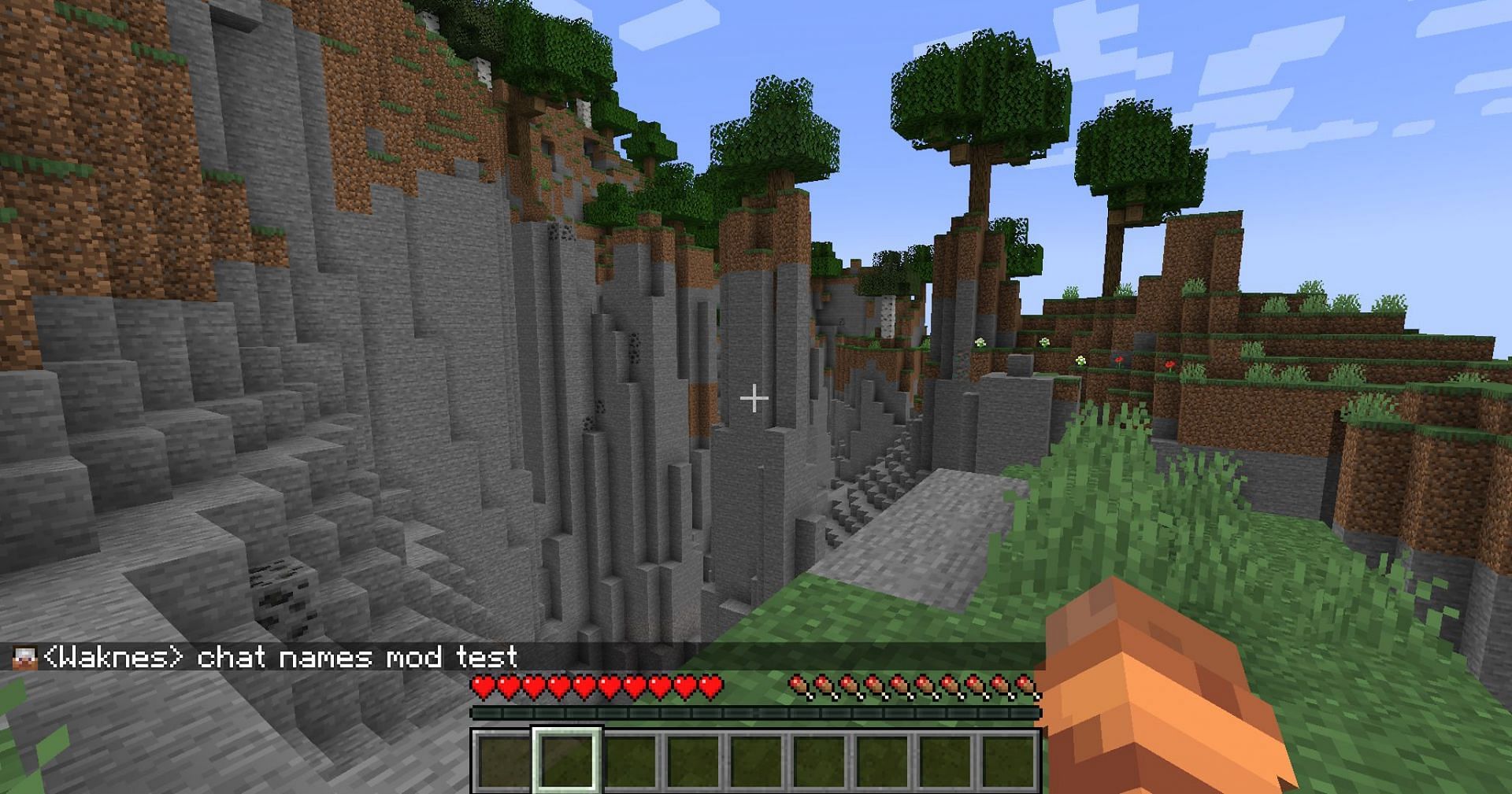 Chat names make seeing who is talking much easier (Image via Mojang)