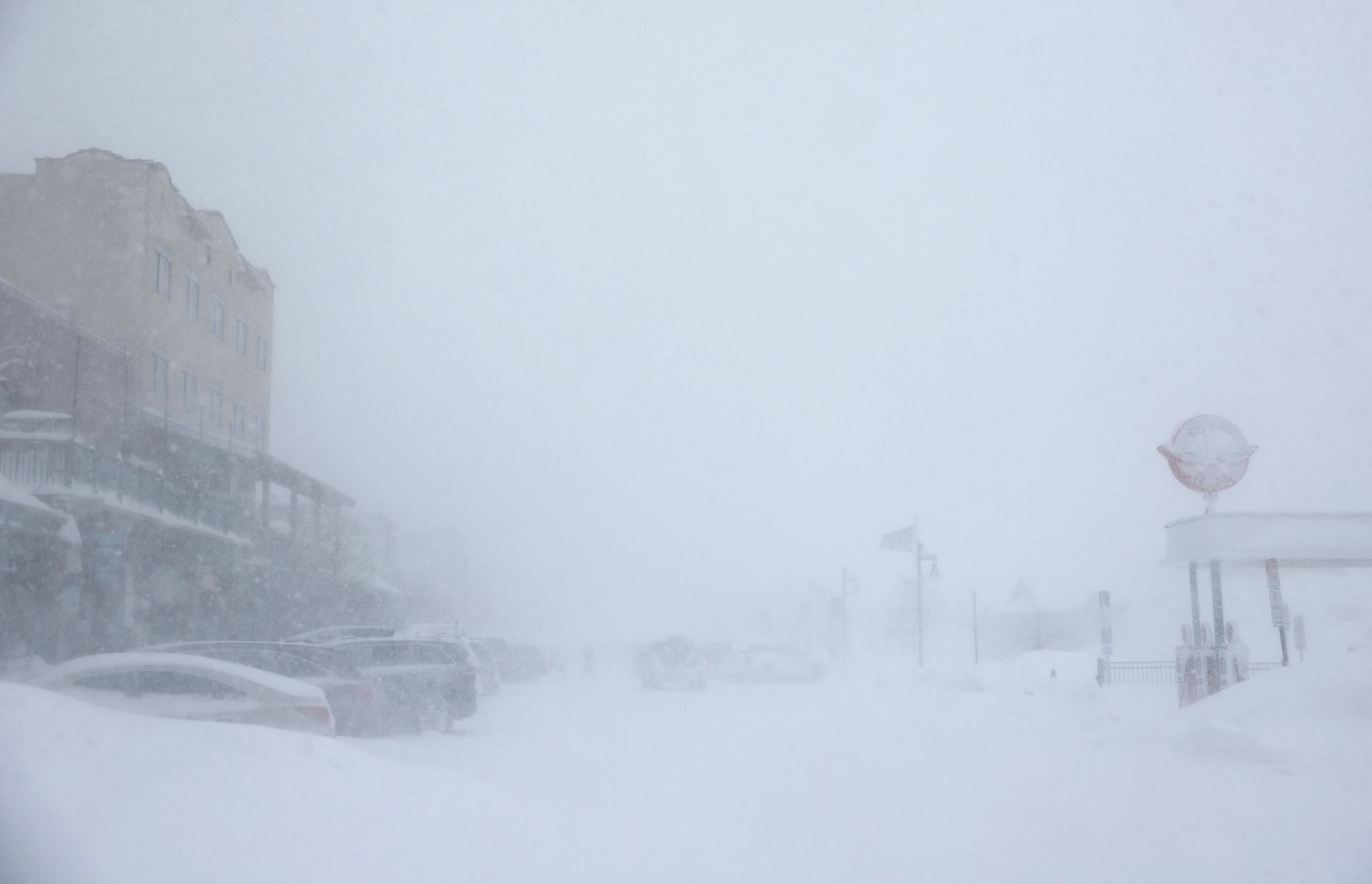 Blizzard Conditions, And Snow Of Up To 12 Feet Expected In California