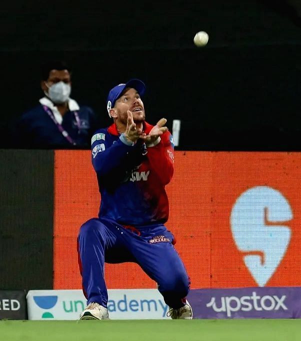 mumbai-dc-s-david-warner-trying-to-takes-a-catch-1372669.jpg (602&times;682)