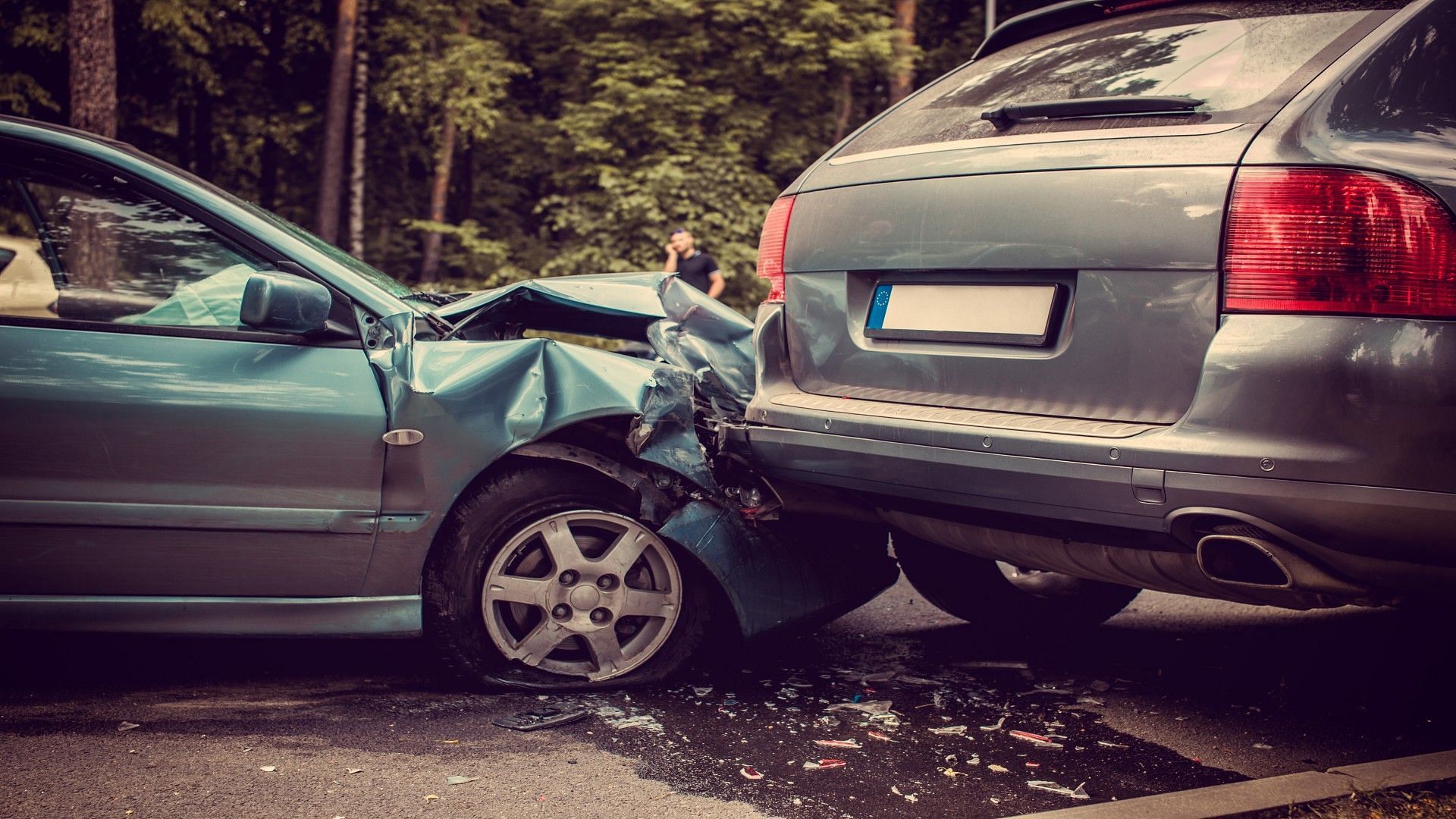 Suspect identified in San Francisco bus stop crash (Representative image of a car crash Fxquadro/Freepik))