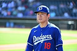 "This looks dangerous" - Yoshinobu Yamamoto takes on Korean food as Dodgers players gear up for Seoul Series showdown vs. Padres