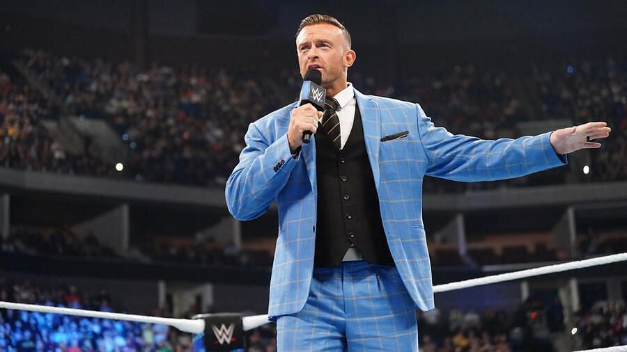 Will Nick Aldis step in to help Bayley?