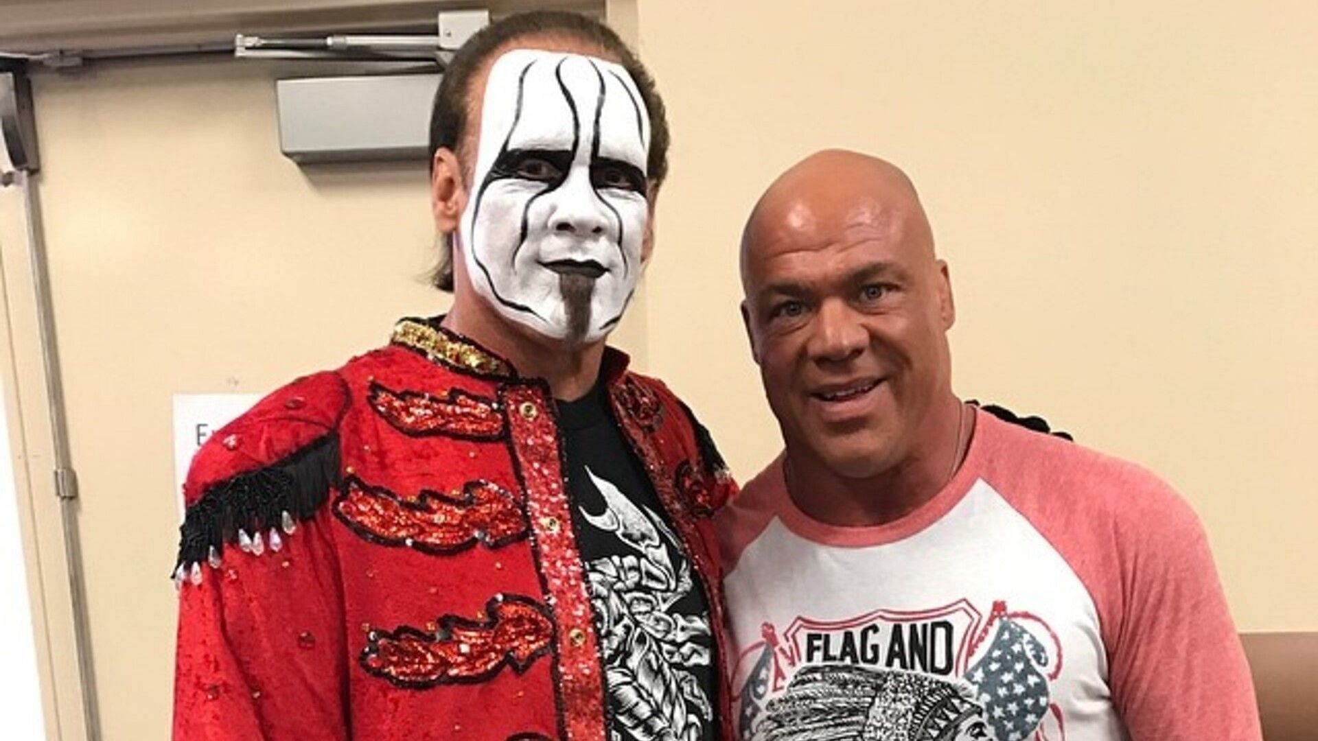 WWE/TNA legends Sting and Kurt Angle reunite at convention in 2017