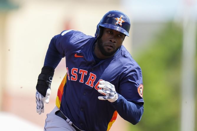 “Always supporting you” - Astros star Yordan Alvarez's wife Monica shares exhilarating Opening Day moment while cheering on her husband