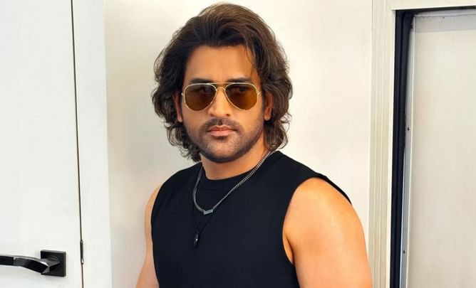 CSK skipper MS Dhoni gets a new haircut ahead of IPL 2024