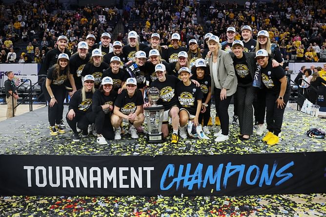 Watch: Caitlin Clark & Co. share March Madness "adrenaline" as Iowa lands top spot in 2024 NCAA tournament