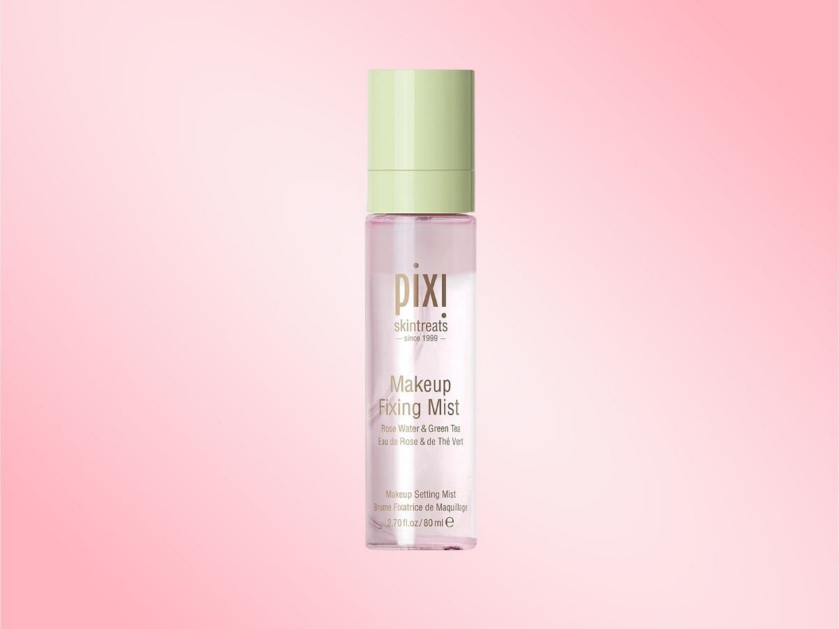 The Pixi Beauty makeup fixing mist (Image via Amazon)