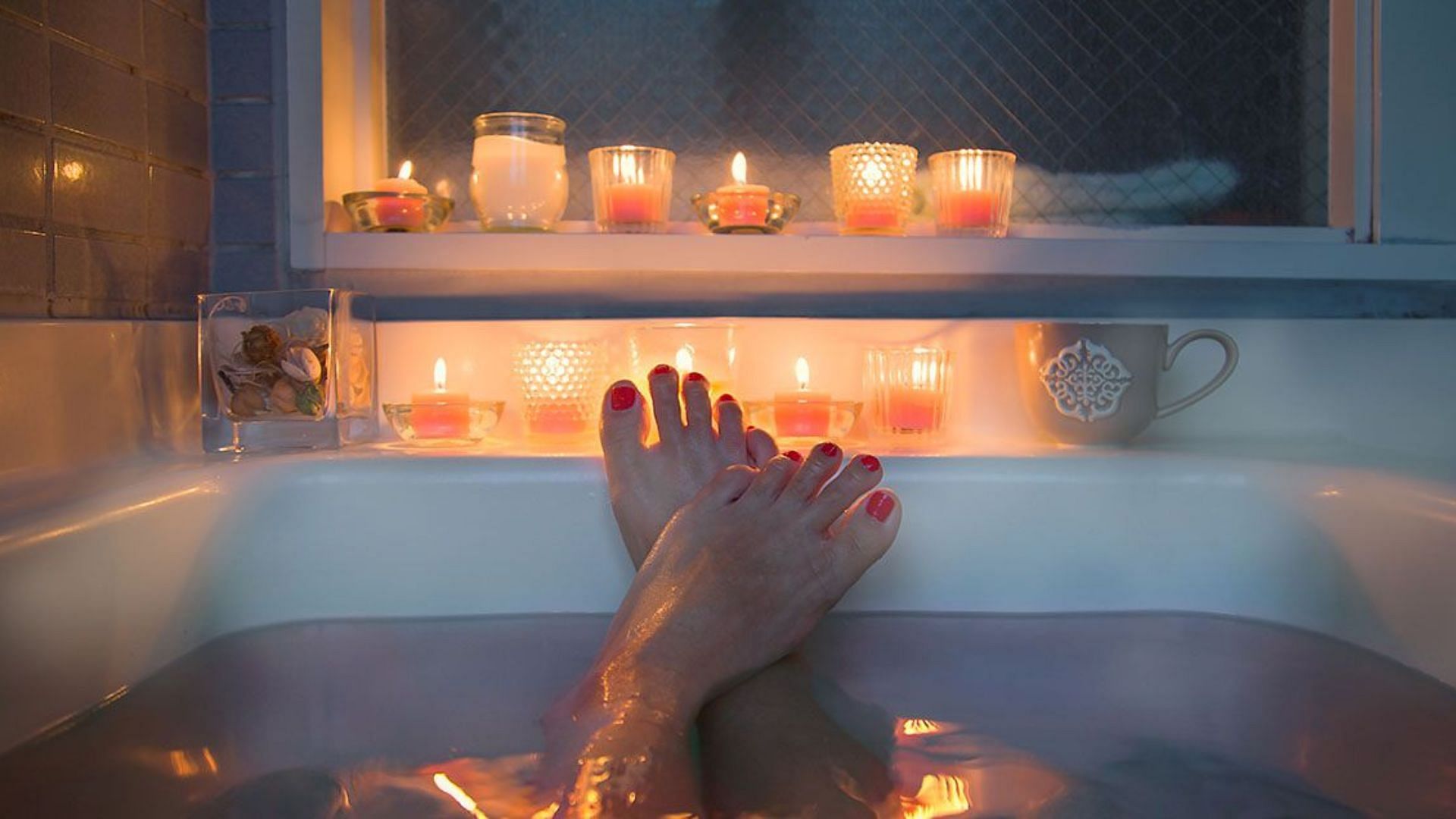 What is an Everything Shower? A guide to the trending practice
