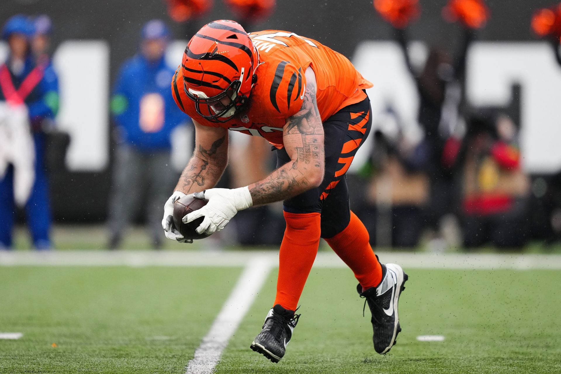 Jonah Williams in action against the Pittsburgh Steelers