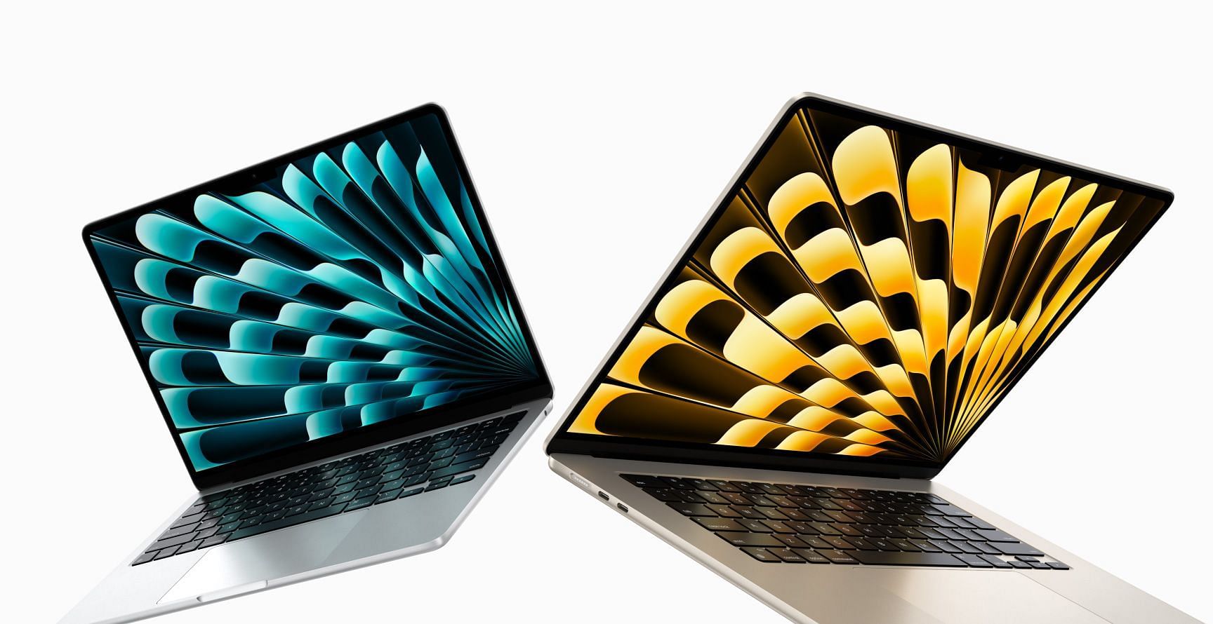 Both the notebooks come with similar displays (Image via Apple)