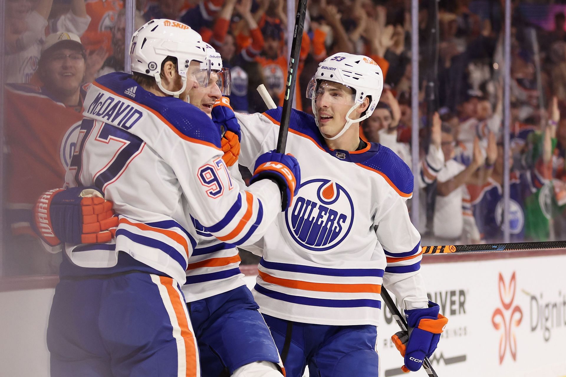 NHL Trade Rumors Oilers open to shipping out 2024 firstround draft pick and more assets for