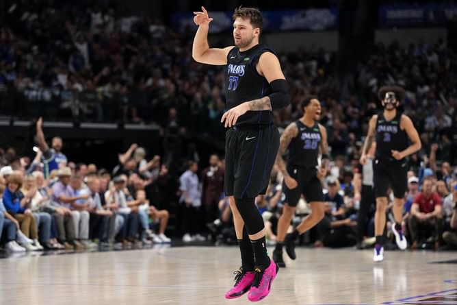 Luka Doncic stats tonight: 5x All-Star rediscovers shooting touch as Mavericks dismantle Jazz (March 21)