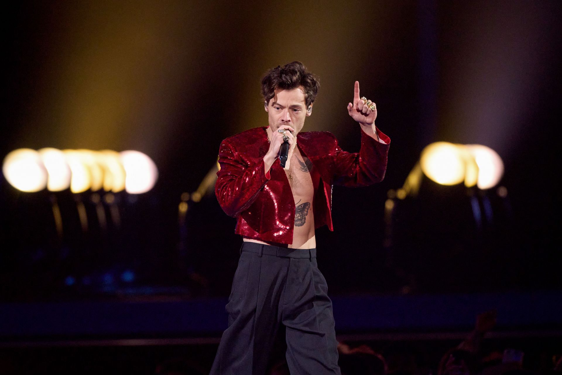 Harry Styles at the 2023 BRIT Awards (via Getty/Gareth Cattermole)