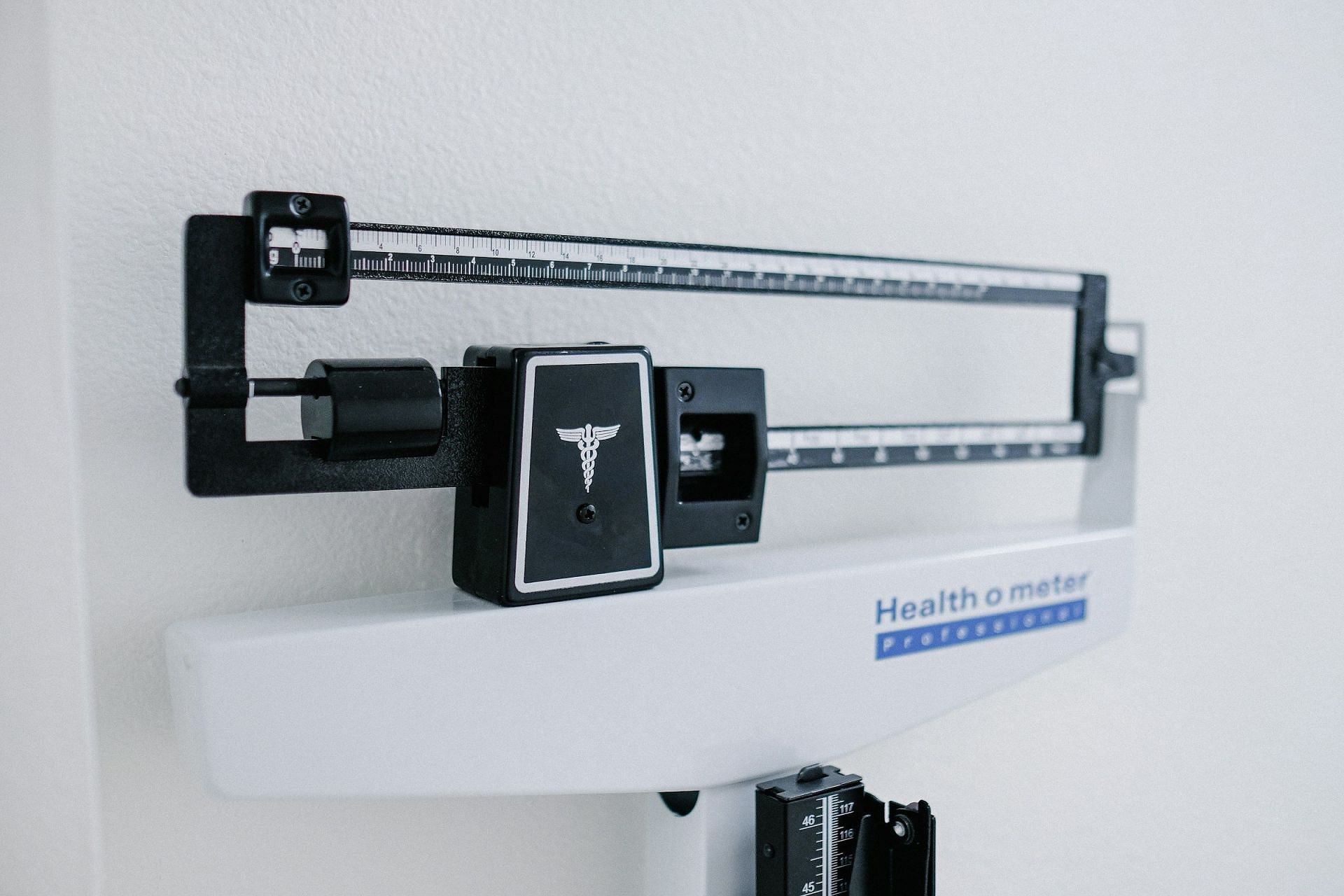 Obesity vs overweight: A healthometer to calculate BMI (Image by Kenny Eliason/Unsplash)
