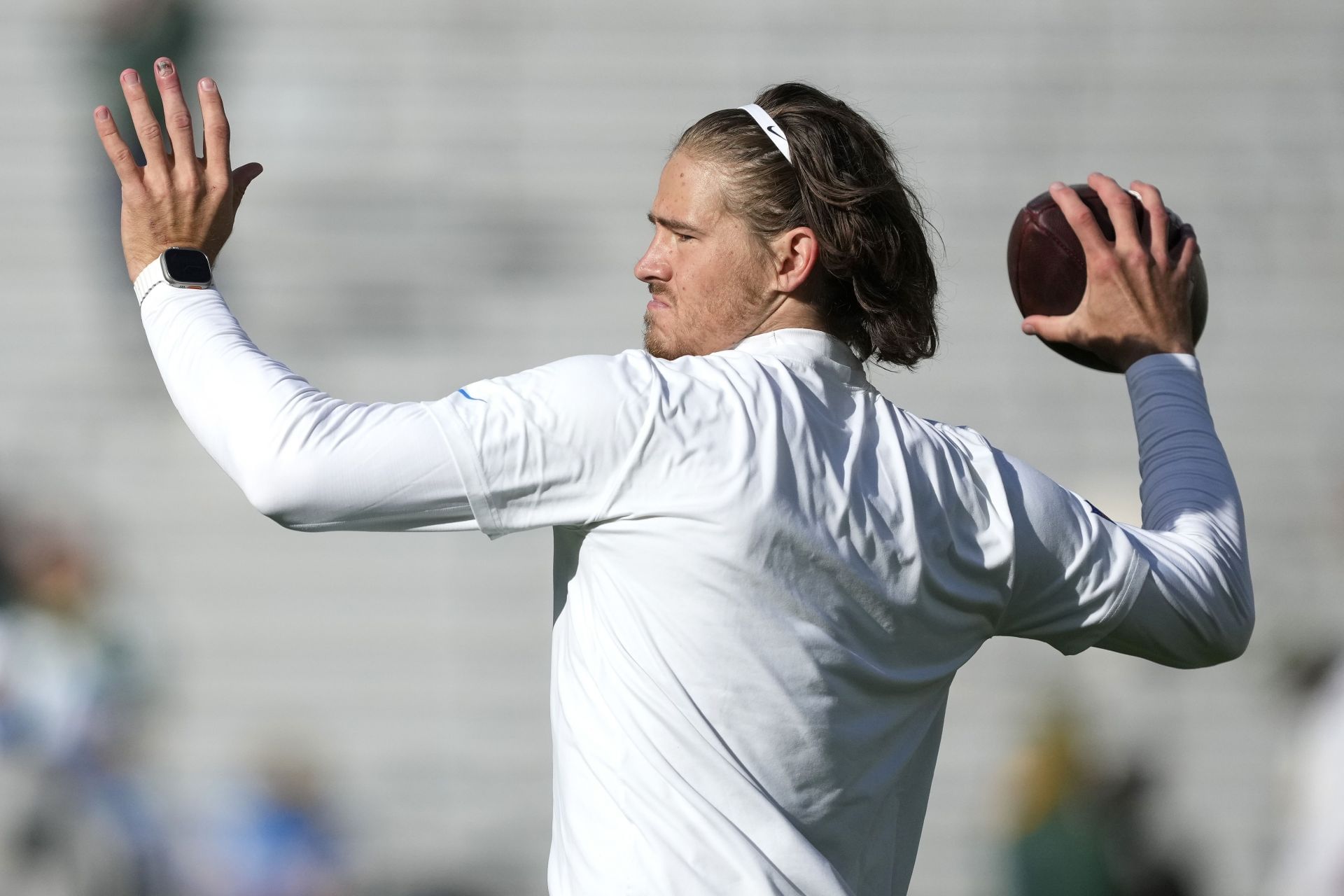 Justin Herbert at Los Angeles vs. Green Bay