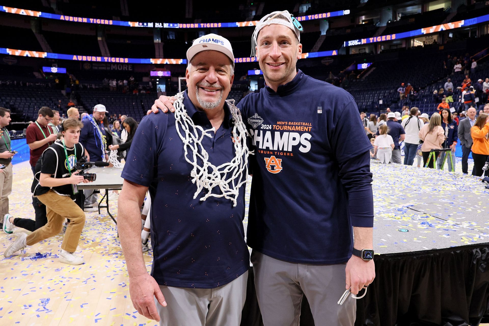 (L-R) Head coach Bruce Pearl and son Steven Pearl.