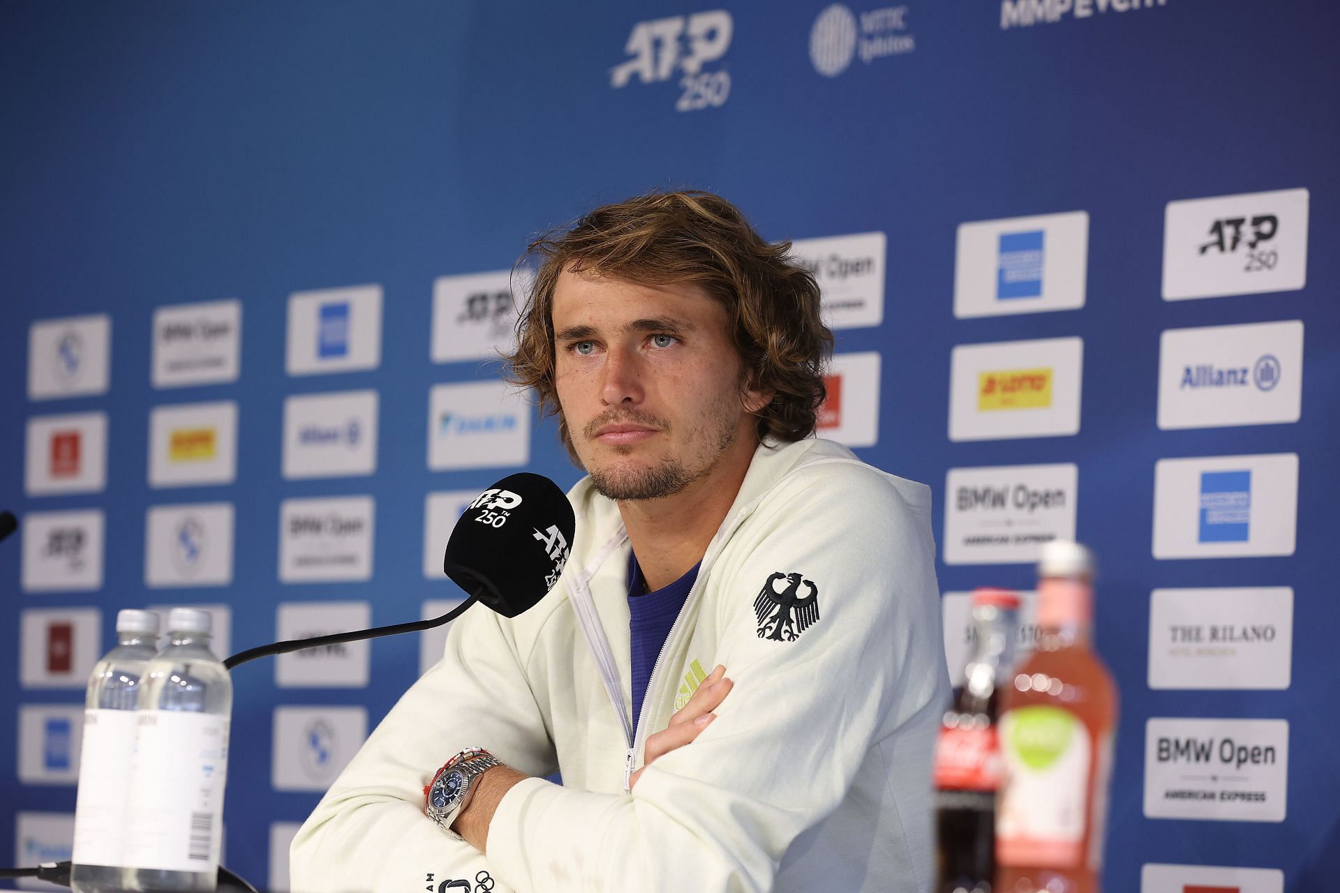 Alexander Zverev addresses the press at the 2023 BMW Open